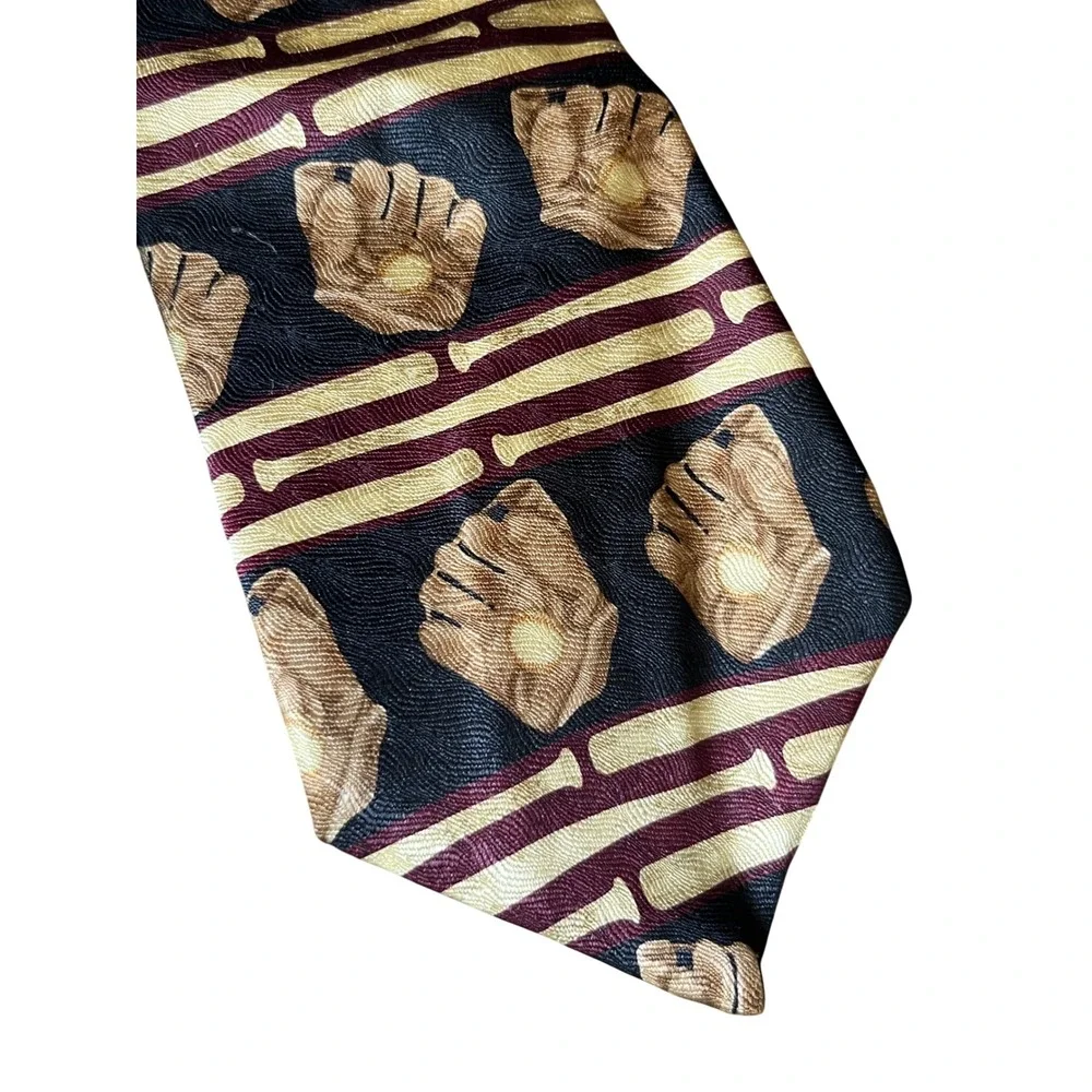 LOT OF 2, Men's Neck Tie BASEBALL MLB THEME Surrey(POLY) & The Good Life(SILK)